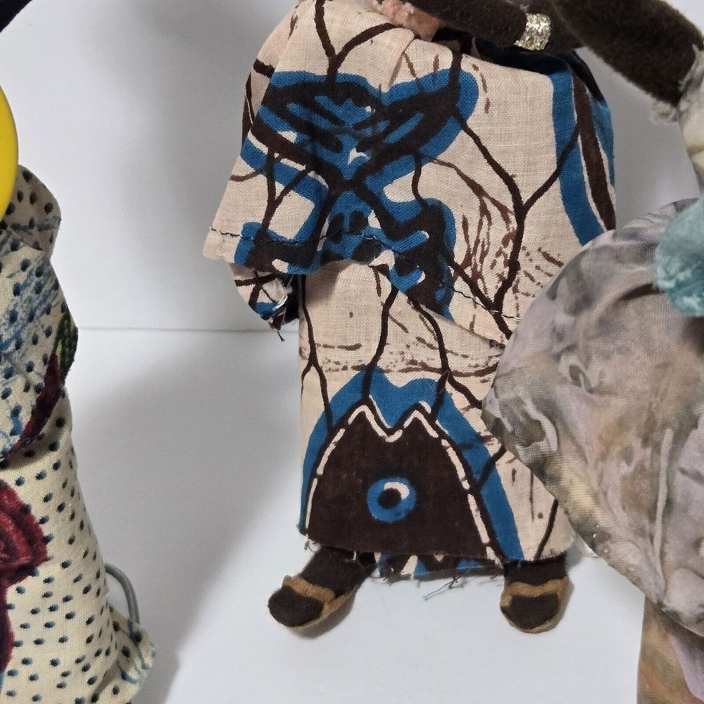 Handmade Dolls RARE Set Of 5 Cloth Bodies‎ Embroidered - Picture 6 of 16